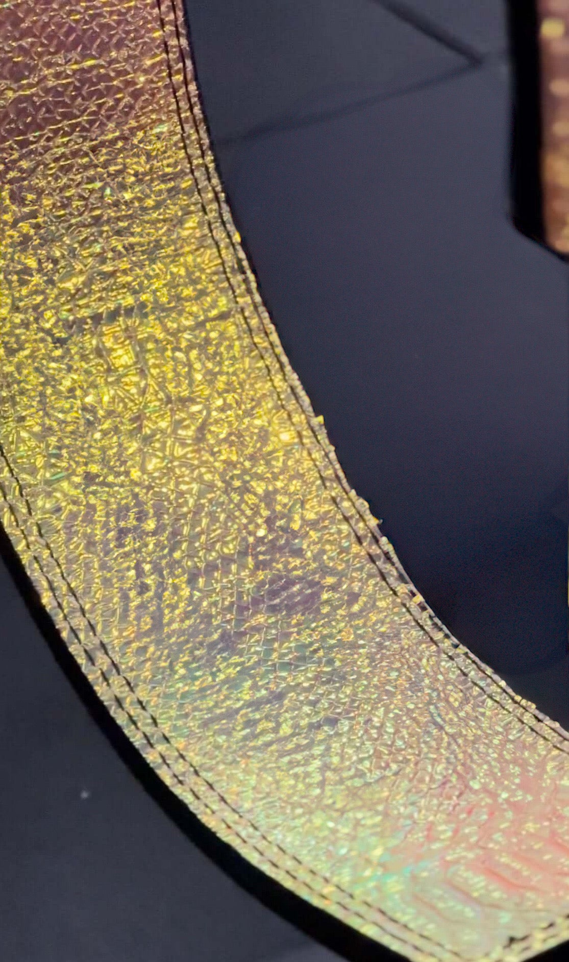 Golden Dragon Skin Lever Belt edition